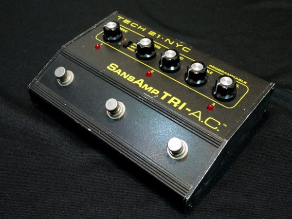TECH21 SANSAMP TRI-A.C.