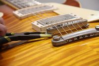 ブリッジの高さを調整